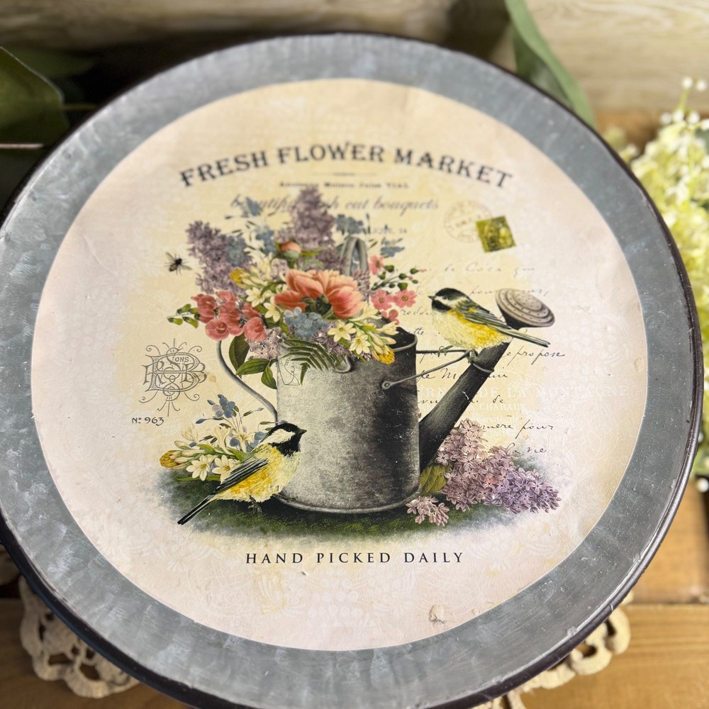 Fresh Flower Market Galvanized Metal Pedestal Riser Bird Floral Decorative Tray